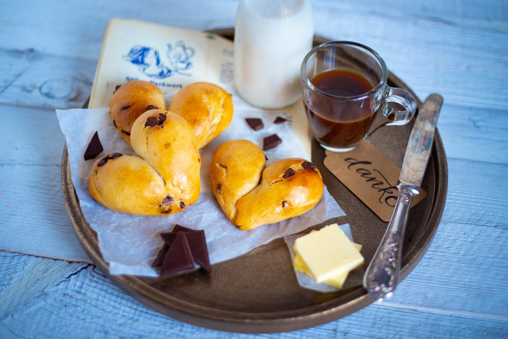 vegane Frühstücksbröchtchen mit Schokolade